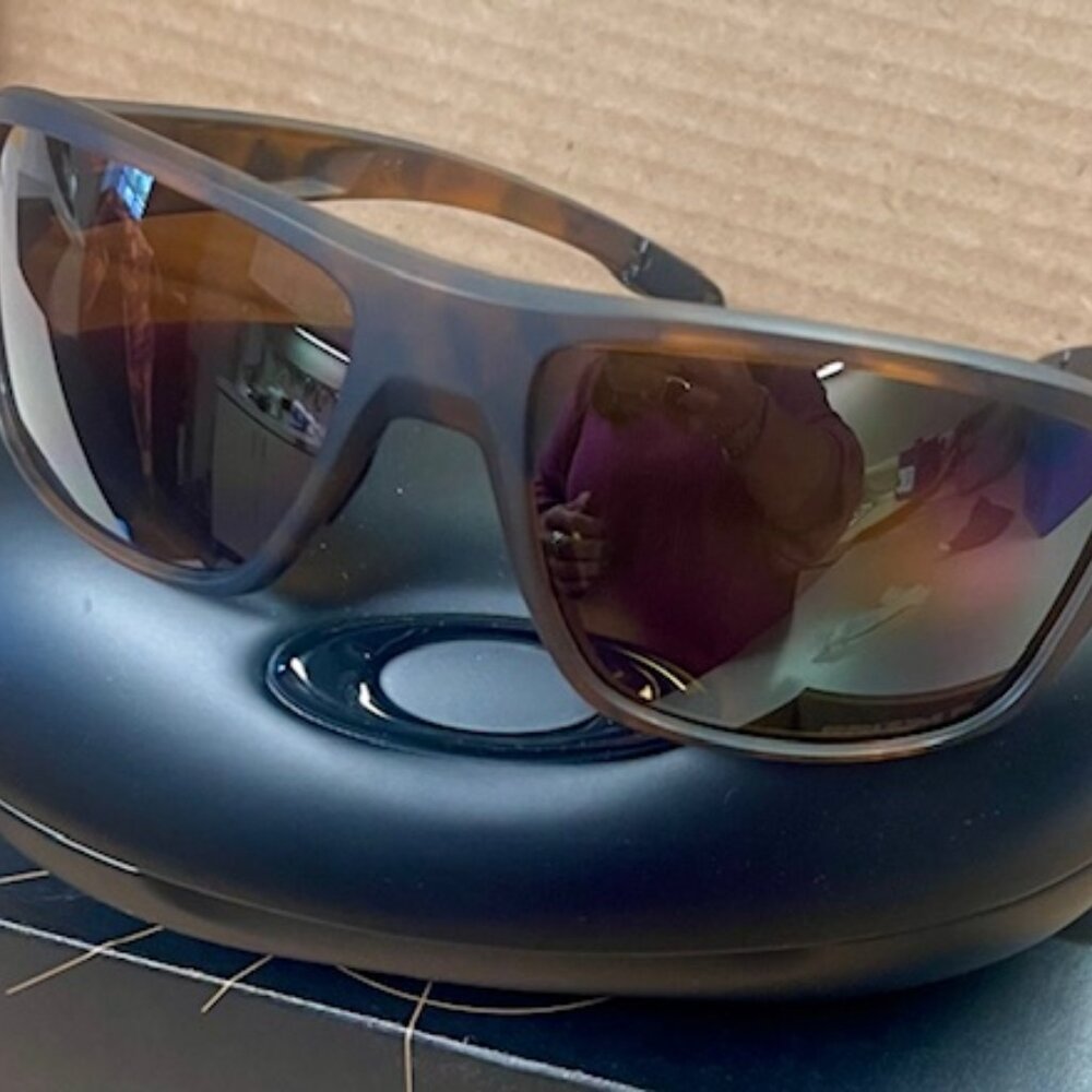 NEW OAKLEY PRIZM POLARIZED "SPLIT SHOT" SUNGLASSES